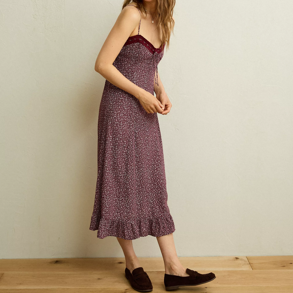 Lace Trim Sweetheart Floral Slip Dress
